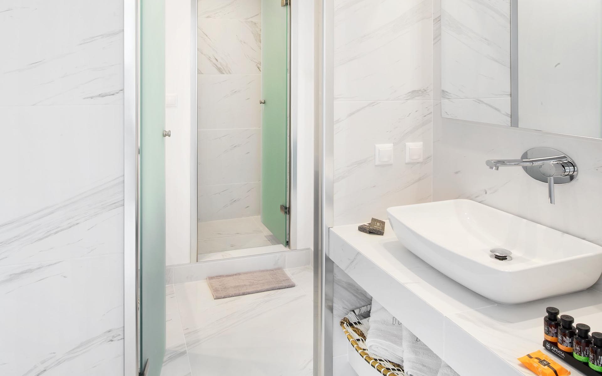 Elegant Suite Sea View