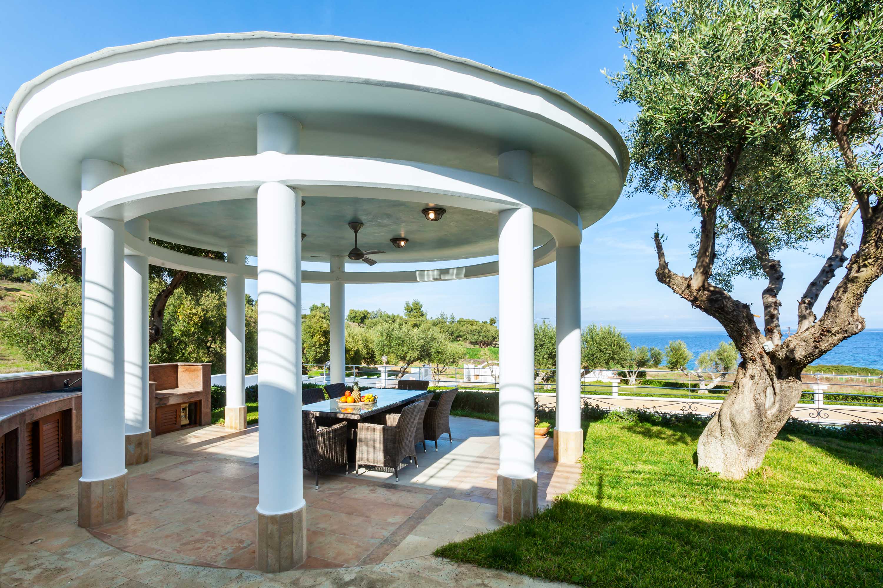 Aeolos Grand Suite with Private Pool