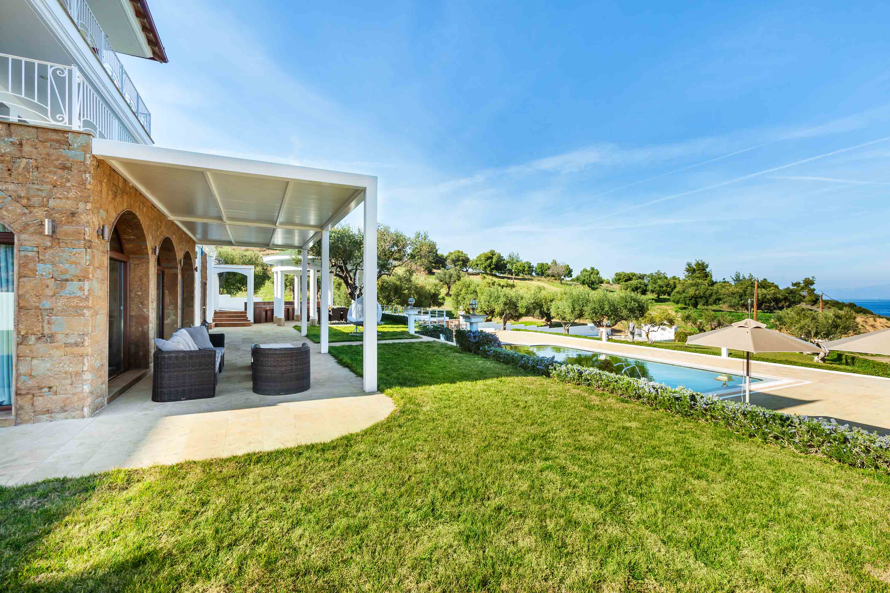 Aeolos Grand Suite with Private Pool