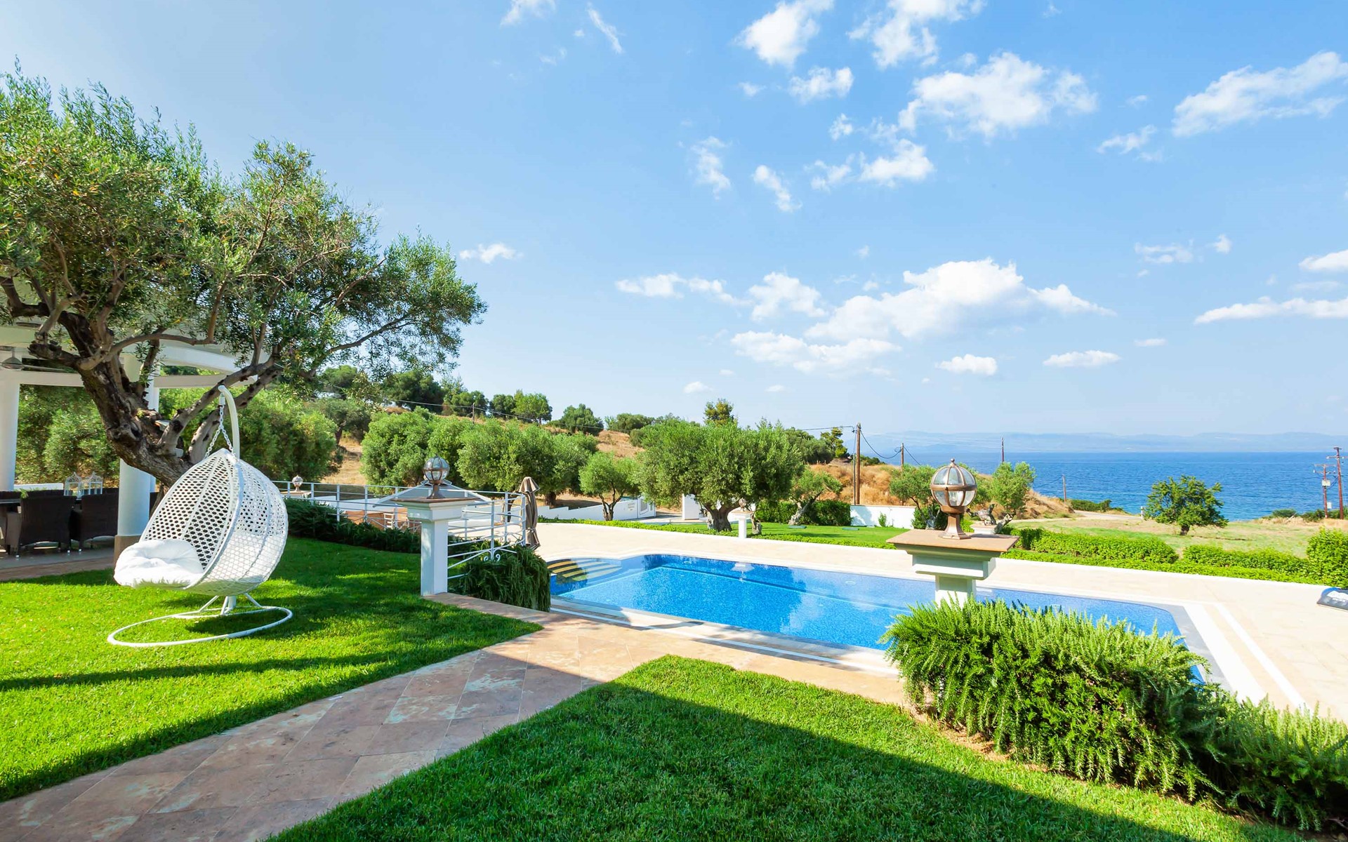 Aeolos Grand Suite with Private Pool