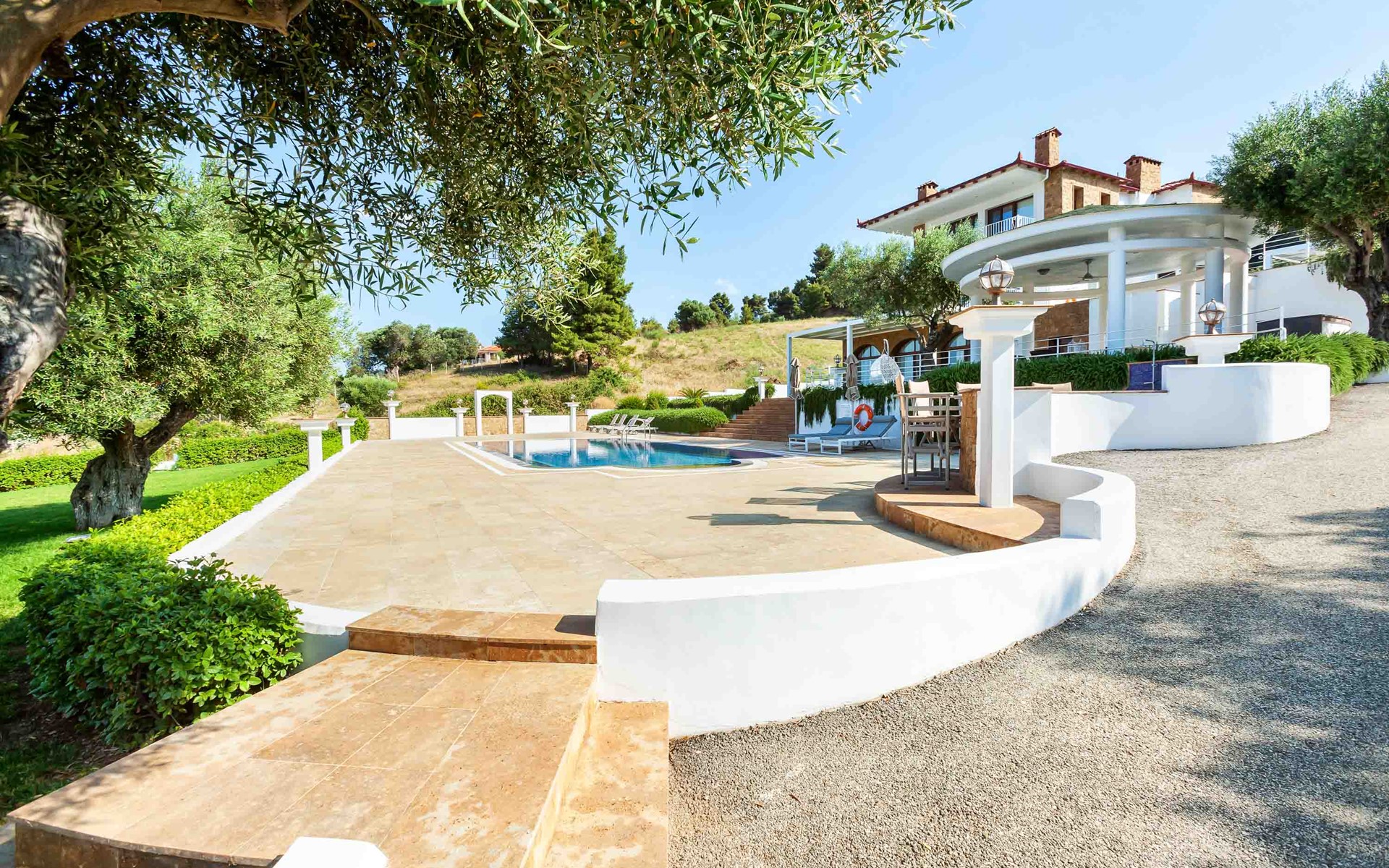 Aeolos Grand Suite with Private Pool