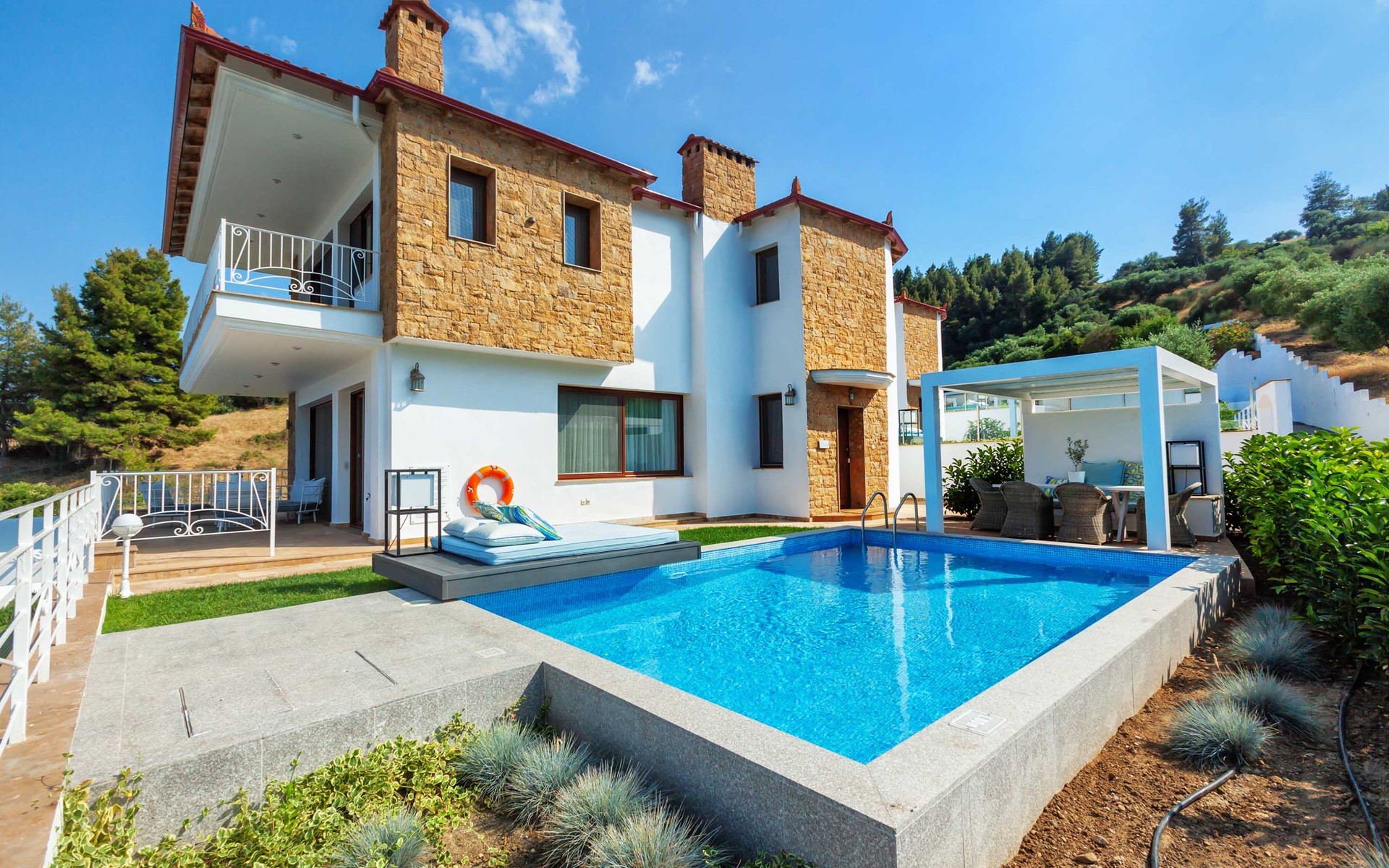 Premium Suite with Private Pool