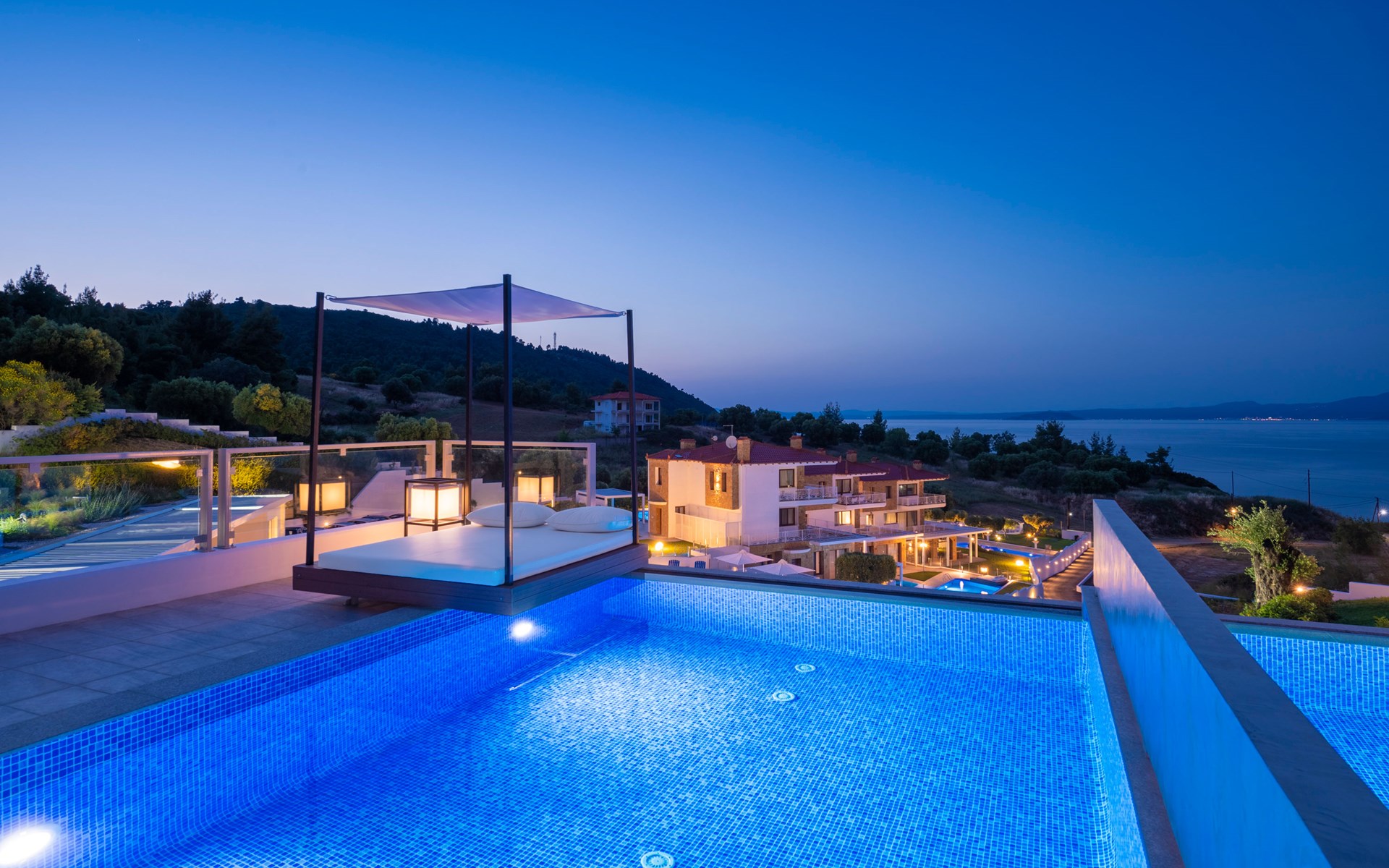 Duplex Suite Sea View Private Heated Pool