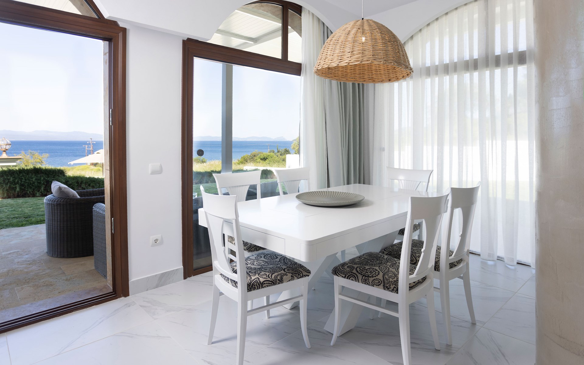 Aeolos Grand Suite with Private Pool