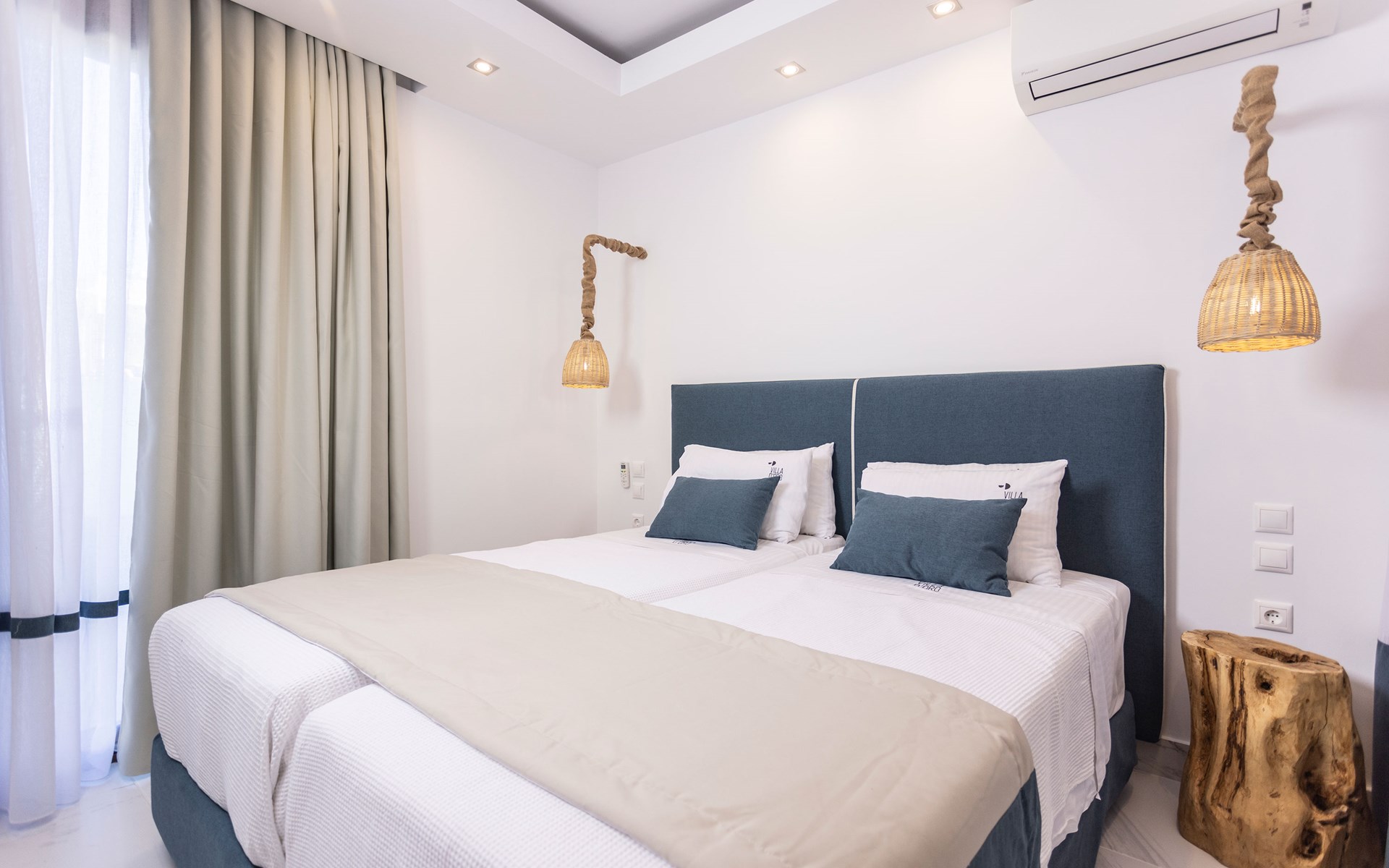 Aeolos Grand Suite with Private Pool