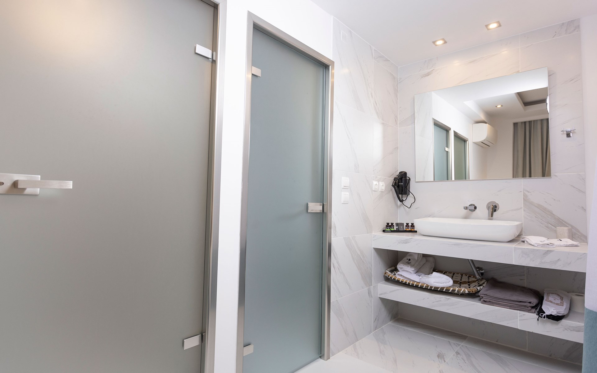 Aeolos Grand Suite with Private Pool